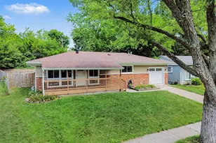 2130 N Circle Dr, Ann Arbor, MI 48103 - Photo 2
