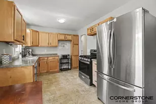 328 Jean St SW, Wyoming, MI 49548 - Photo 8