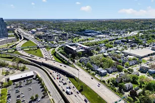 600 Broadway Ave NW, Grand Rapids, MI 49504 - Photo 56