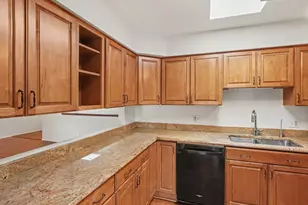 2021 Pauline Ct, Ann Arbor, MI 48103 - Photo 8
