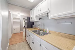 6193 Cora Ct, Coloma, MI 49038 - Photo 12