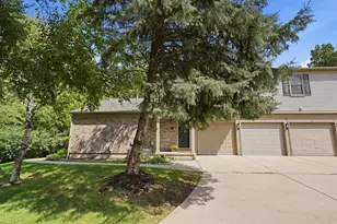 240 Pine Tree Ridge Dr, Waterford, MI 48327 - Photo 28