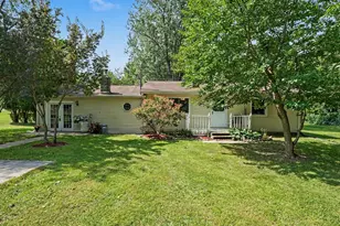 9000 N Meridian Rd, Pleasant Lake, MI 49272 - Photo 2