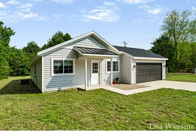 8121 Bowens Mill Road, Middleville, MI 49333 - Photo 2