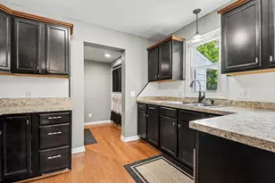 10871 Deerwood Dr SE, Lowell, MI 49331 - Photo 12