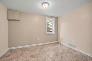 3461 Auburn Ave NE, Grand Rapids, MI 49525 - Photo 16