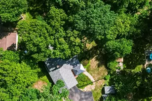4752 Bonnie Ave SE, Kentwood, MI 49508 - Photo 40