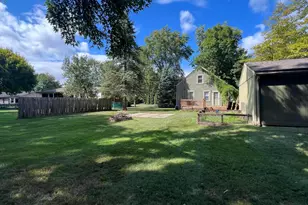 686 Troywood Dr, Troy, MI 48083 - Photo 12