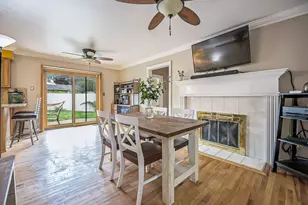 44026 Harmony Ln, Belleville, MI 48111 - Photo 2