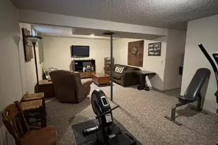 134 Pinecrest Dr, Jonesville, MI 49250 - Photo 28