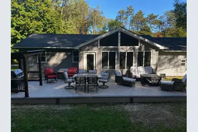 134 Pinecrest Drive, Jonesville, MI 49250 - Photo 4