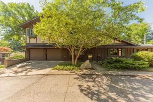 1013 Fountain St, Ann Arbor, MI 48103 - Photo 2