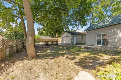 517 N Michigan Avenue, Big Rapids, MI 49307 - Photo 28