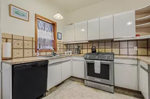 3135 Lakeshore Dr, Muskegon, MI 49441 - Photo 18