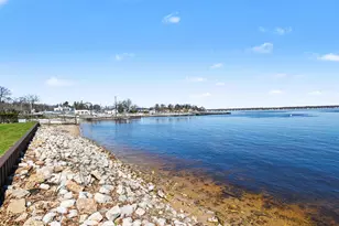 3135 Lakeshore Dr, Muskegon, MI 49441 - Photo 46