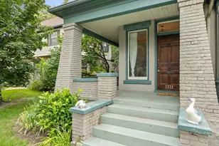 1215 Lake Dr SE, Grand Rapids, MI 49506 - Photo 4