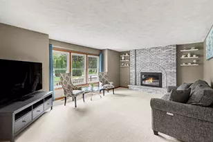 2828 W F Ave, Kalamazoo, MI 49009 - Photo 2