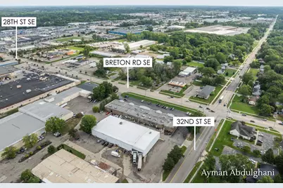 3151 Breton Road SE, Kentwood, MI 49512 - Photo 10