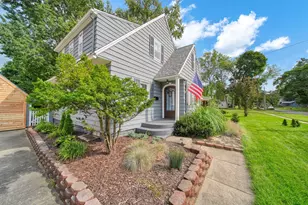 1968 Elm St, Holt, MI 48842 - Photo 2