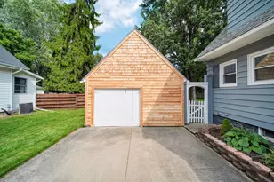 1968 Elm St, Holt, MI 48842 - Photo 36