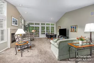 2126 S Cross Creek Dr SE, Grand Rapids, MI 49508 - Photo 6