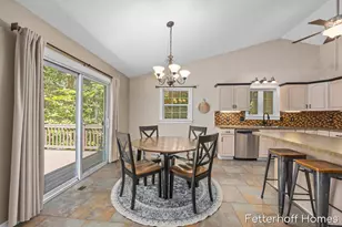 6615 Beech Creek Dr, Fruitport, MI 49415 - Photo 12