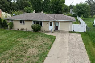 3324 Brooklyn Ave SE, Grand Rapids, MI 49508 - Photo 4
