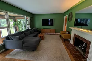 2456 College Ave NE, Grand Rapids, MI 49505 - Photo 2