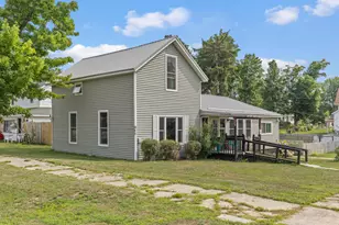 602 N Pine St, Evart, MI 49631 - Photo 2