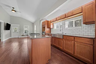 327 Lewis Street, Rockford, MI 49341 - Photo 10