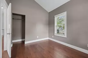 327 Lewis St, Rockford, MI 49341 - Photo 24