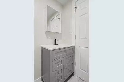 133 W 2nd Street, Gladwin, MI 48624 - Photo 8