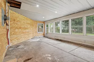 133 W 2nd St, Gladwin, MI 48624 - Photo 18