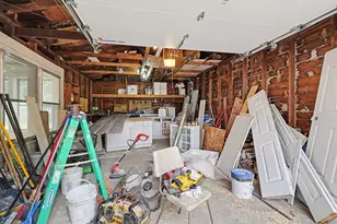 133 W 2nd St, Gladwin, MI 48624 - Photo 26