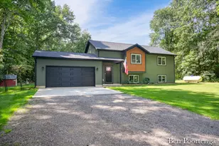 11637 Crimson Creek Dr, Gowen, MI 49326 - Photo 2