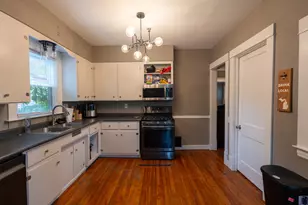 1337 Sherman St SE, Grand Rapids, MI 49506 - Photo 12