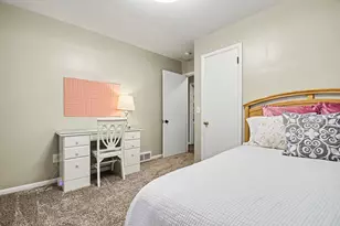 5700 36th Ave SW, Hudsonville, MI 49426 - Photo 18