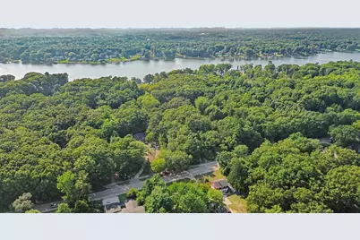 17887 N Fruitport Road, Spring Lake, MI 49456 - Photo 2