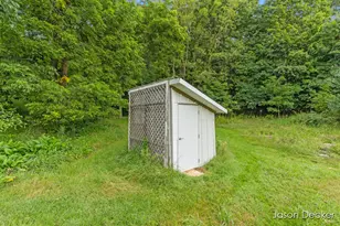6181 10 Mile Rd NE, Rockford, MI 49341 - Photo 40