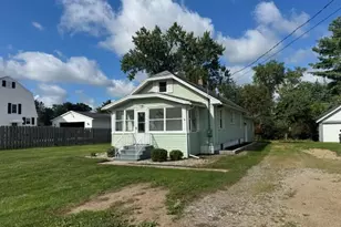836 Concord Blvd, Jackson, MI 49202 - Photo 1