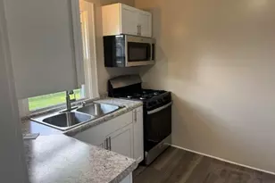 836 Concord Blvd, Jackson, MI 49202 - Photo 8