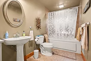 14300 Wildwood Ln, Harbert, MI 49125 - Photo 20