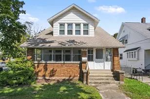 1057 12th St NW, Grand Rapids, MI 49504 - Photo 1