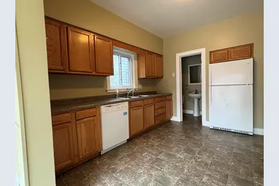 1057 12th Street NW, Grand Rapids, MI 49504 - Photo 2