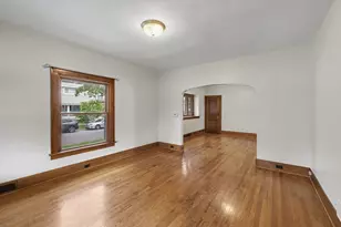 1057 12th St NW, Grand Rapids, MI 49504 - Photo 6
