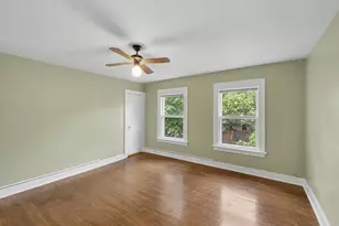 1057 12th St NW, Grand Rapids, MI 49504 - Photo 8