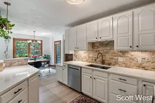 7181 River Glen Dr, Caledonia, MI 49316 - Photo 6