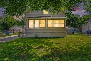 423 N 14th St, Niles, MI 49120 - Photo 2
