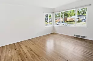 8982 Lucerne Ave, Bedford, MI 48239 - Photo 2