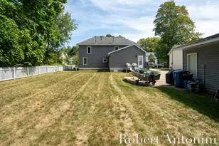 259 S Wythe St, Pentwater, MI 49449 - Photo 48